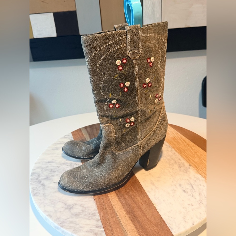 Seychelles Gray Floral Heeled Boots